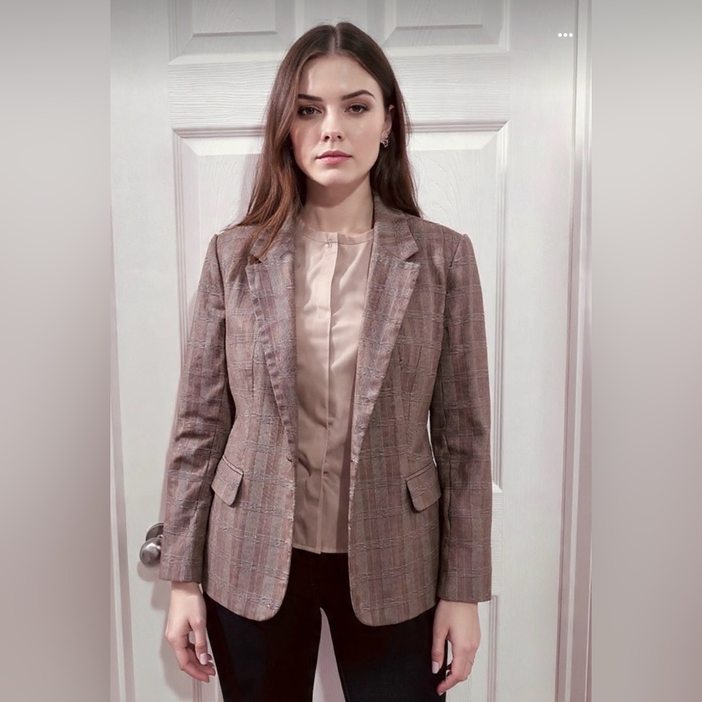 Jessica Plaid Blazer in Tan and Brown